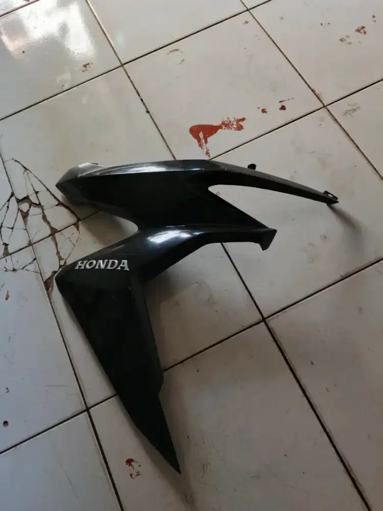 Sayap kiri vario new