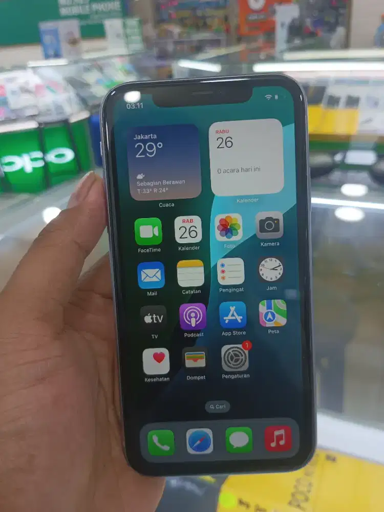 iPhone 11 64gb inter wifi only bh-100% bisa tukar tambah dan kredit