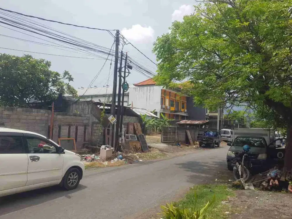 TANAH 870m² DI KAWASAN JALAN DEWISRI