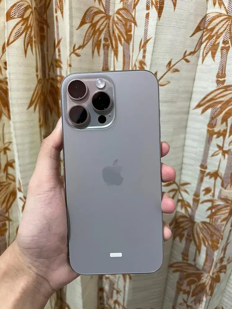 Iphone 16 pro max ibox