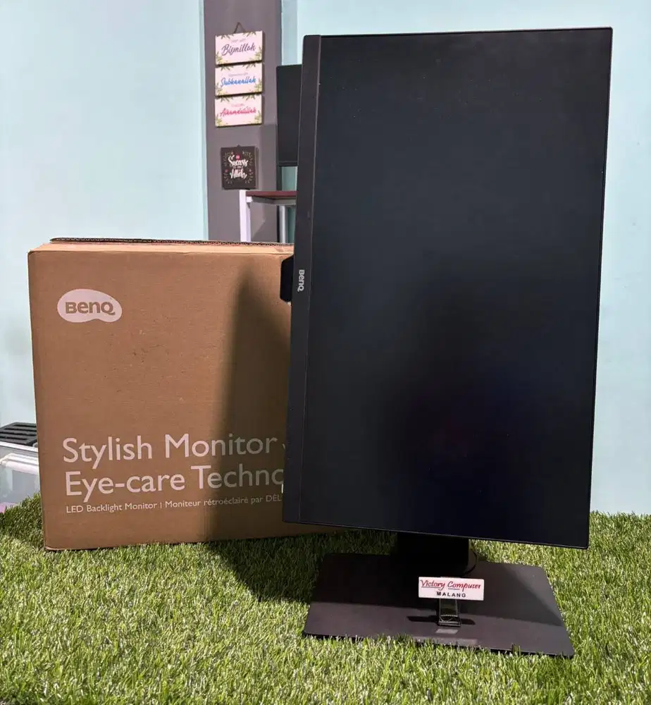 Jual LCD Monitor 24inch bisa Vertical dan swifel