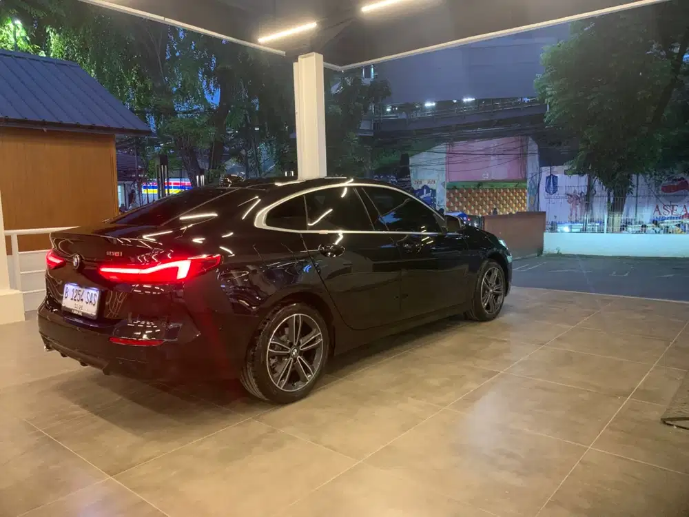 BMW 218i 2022 Bensin
