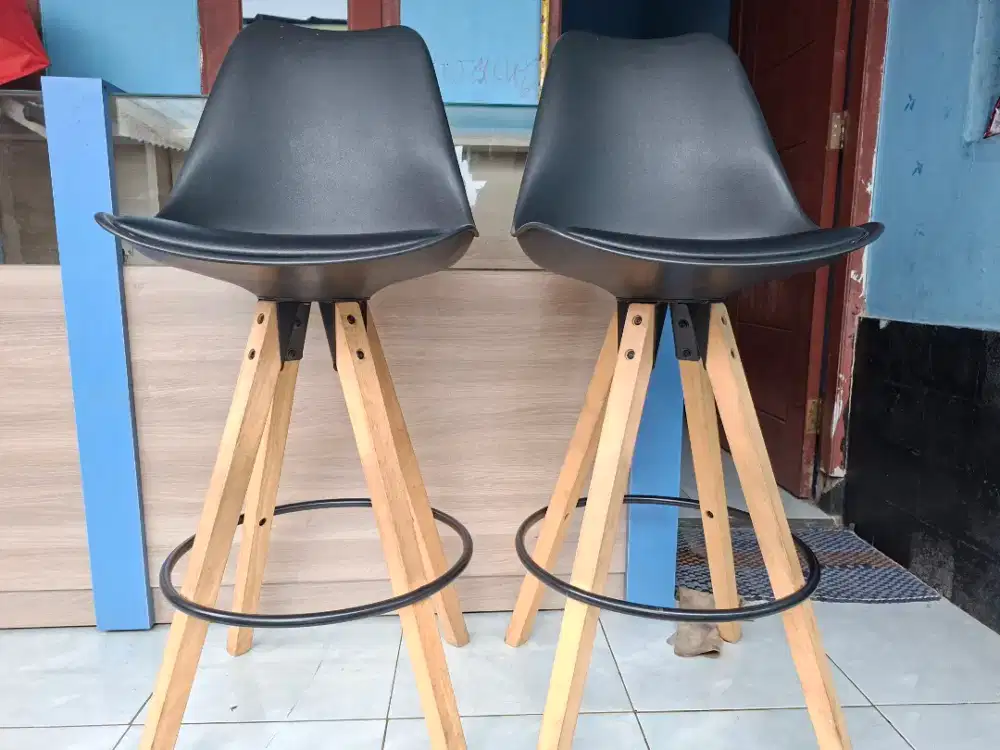 Dijual Bangku bar (Harga sudah 2 bangku)