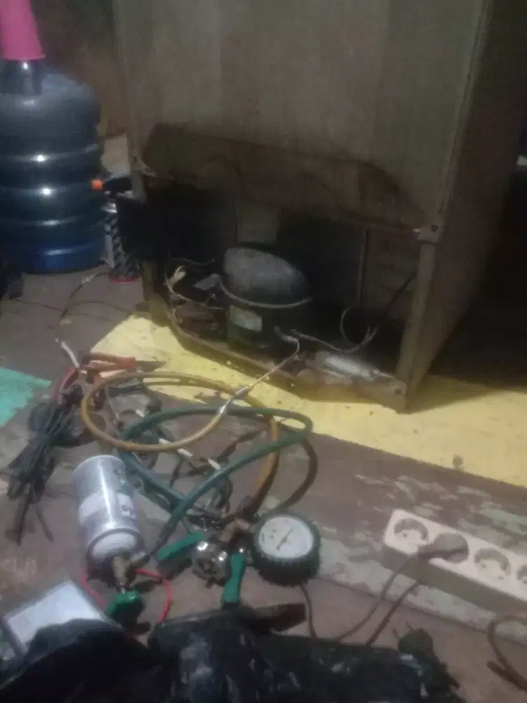 servis kulkas bergaransi (amanah)