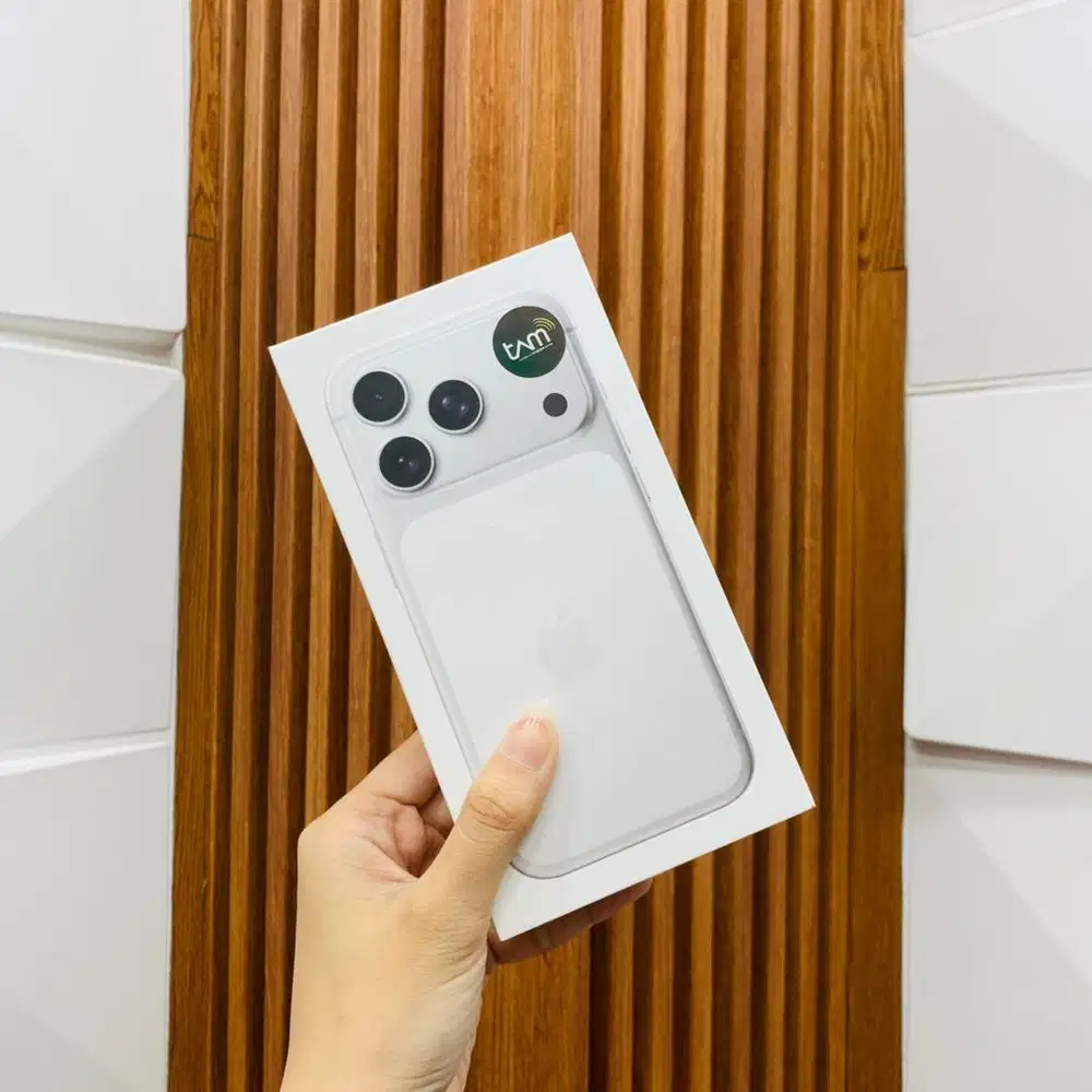 NEW IPHONE 17 PRO 256 GB SPACE SILVER GARANSI RESMI INDO