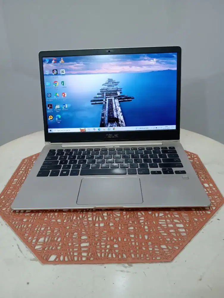 Laptop Asus Intel Core i7 gen8 SSD 256/8 GB