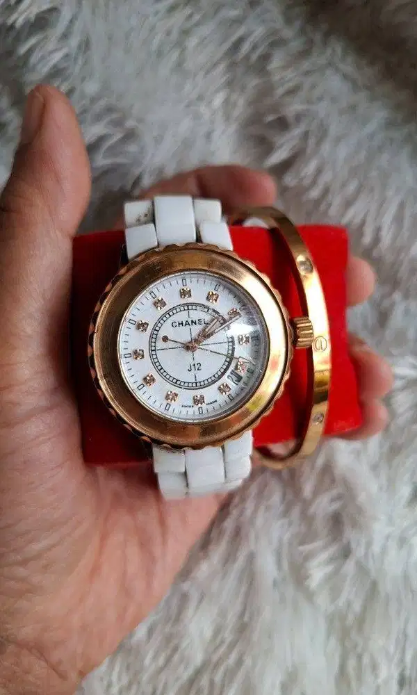Jam Tangan Wanita Keramik Putih J12 S6690 Preowned