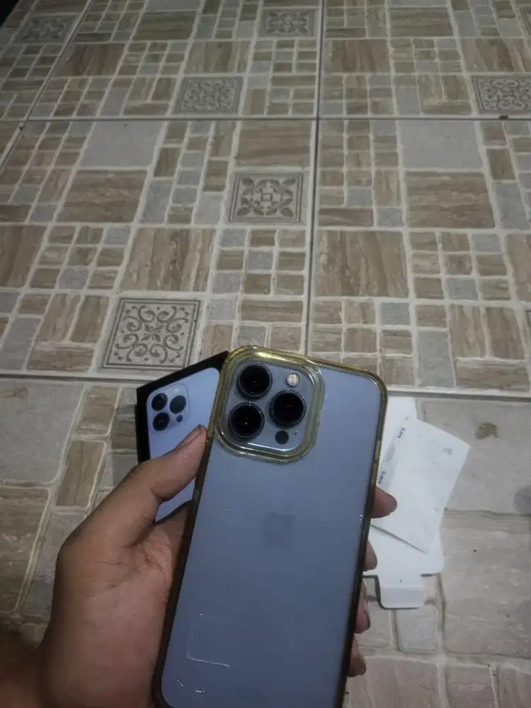 iPhone 13 Pro 1TB iBox