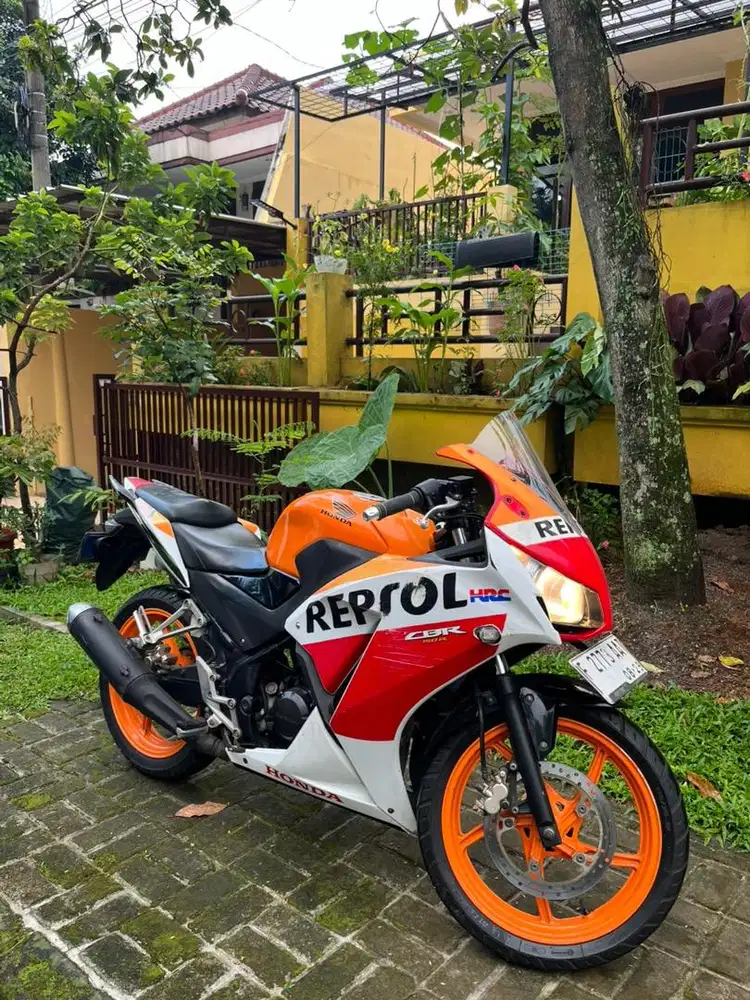 CBR 150 R K45A 2016 Repsol