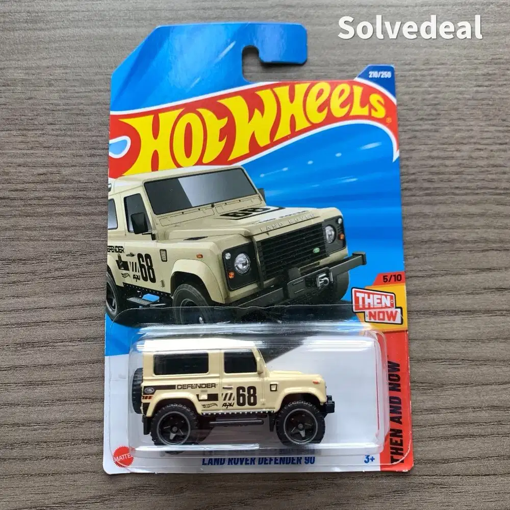 Hot Wheels Land Rover Defender 90 2025 Cokelat – Baru