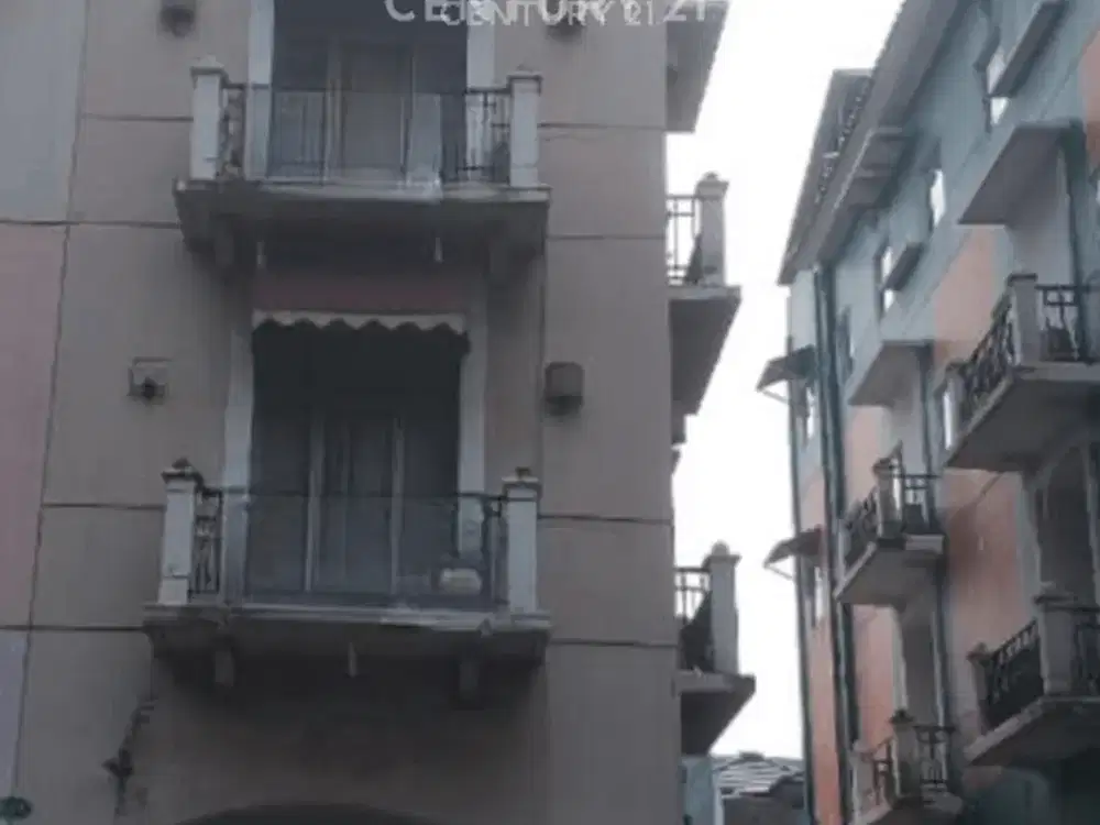 Ruko Hook Furnished Dan Strategis Di Plaza 3 Pondok Indah S8752