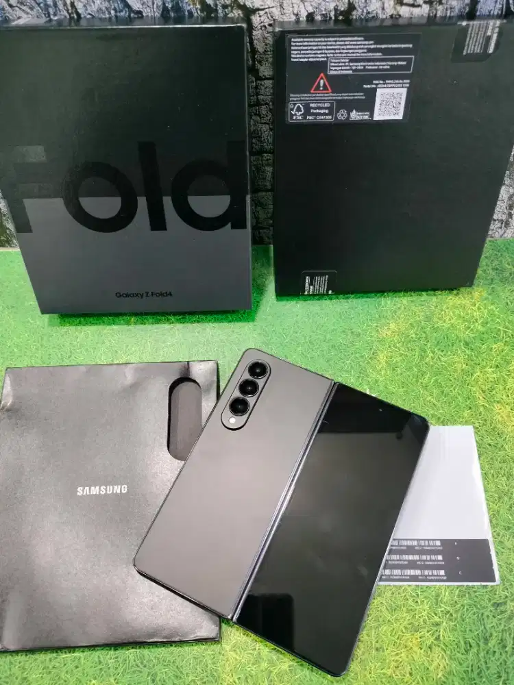 Samsung galaxy z fold 4 12/512 sein