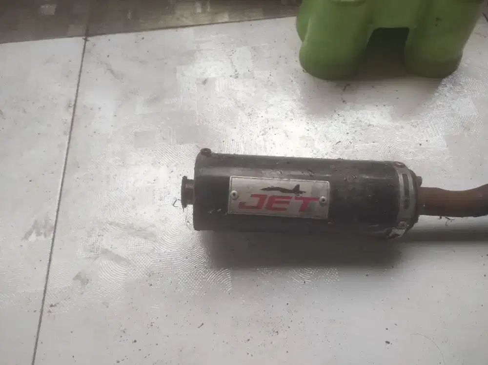 Knalpot vespa merk jet