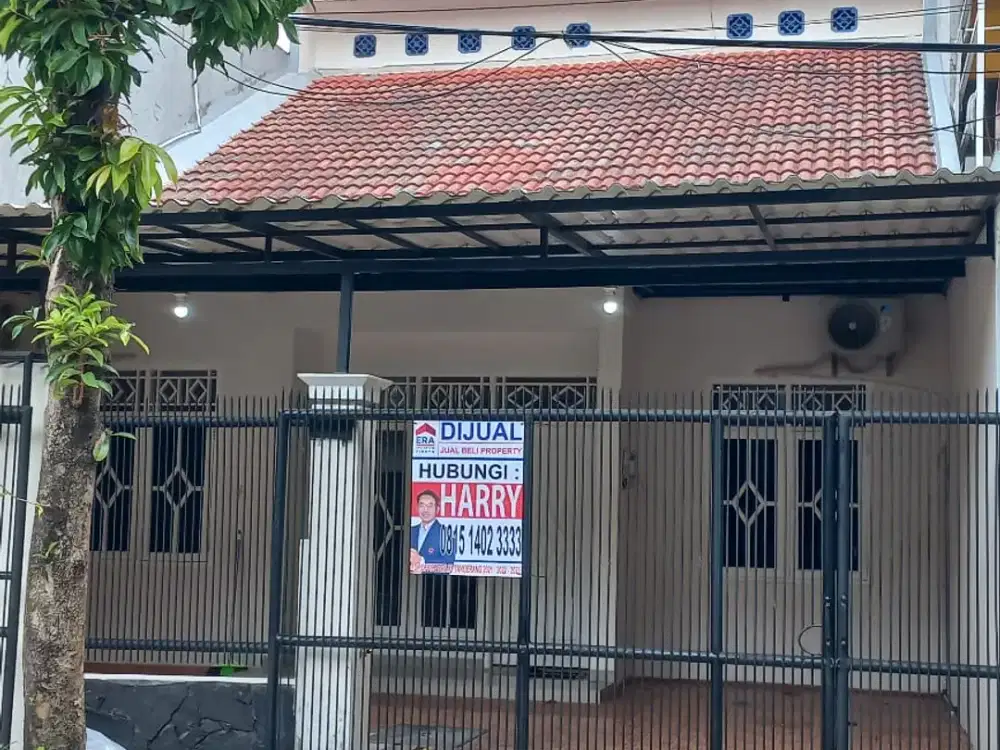 DIJUAL CEPAT RUMAH 1,5 LANTAI MEZZANINE RAPI SIAP HUNI DI CLUSTER MAHONI TAMAN ROYAL 1 TANGERANG