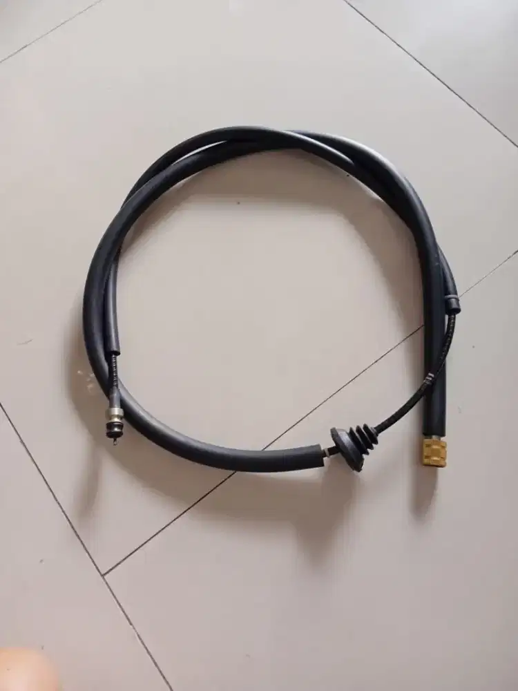 Kabel speedometer Mercedes Benz W124