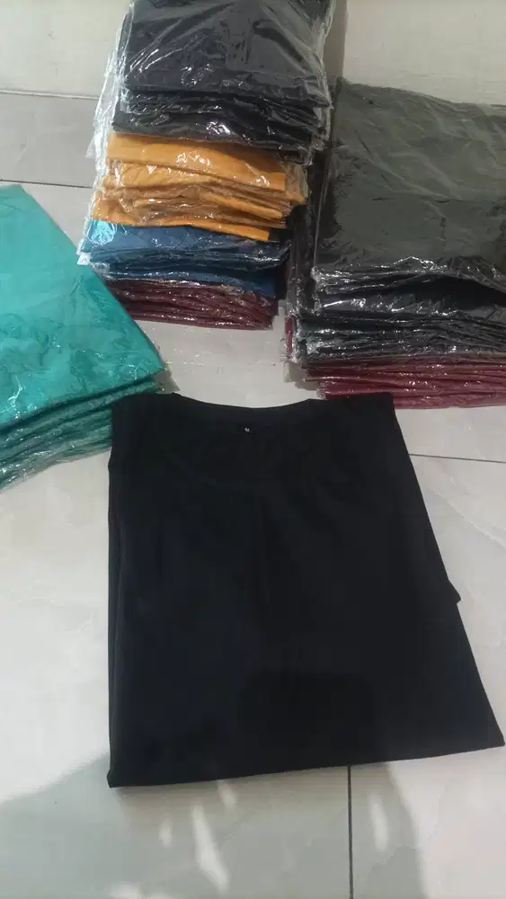 Kaos polos Sisa jualan