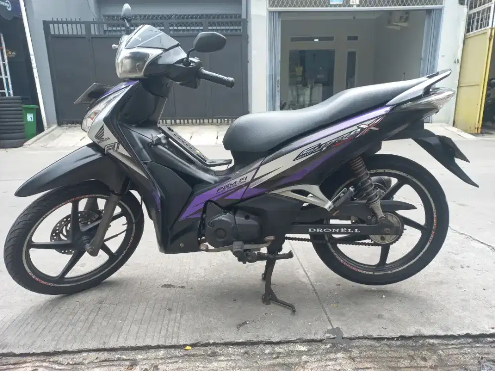 Di jual supra x 125 tahun 2012 surat2 komplit, pjk hidup