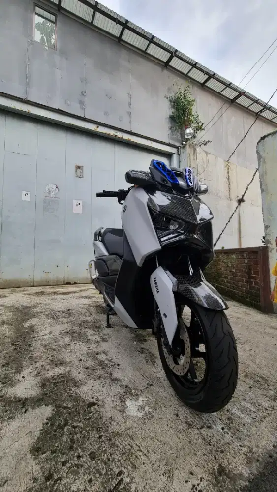 Yamaha xmax 2023 modif