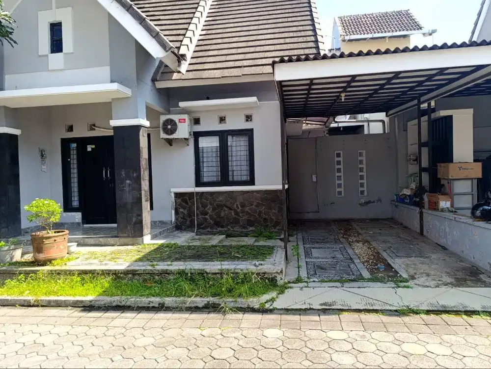 Disewakan rumah yang asri