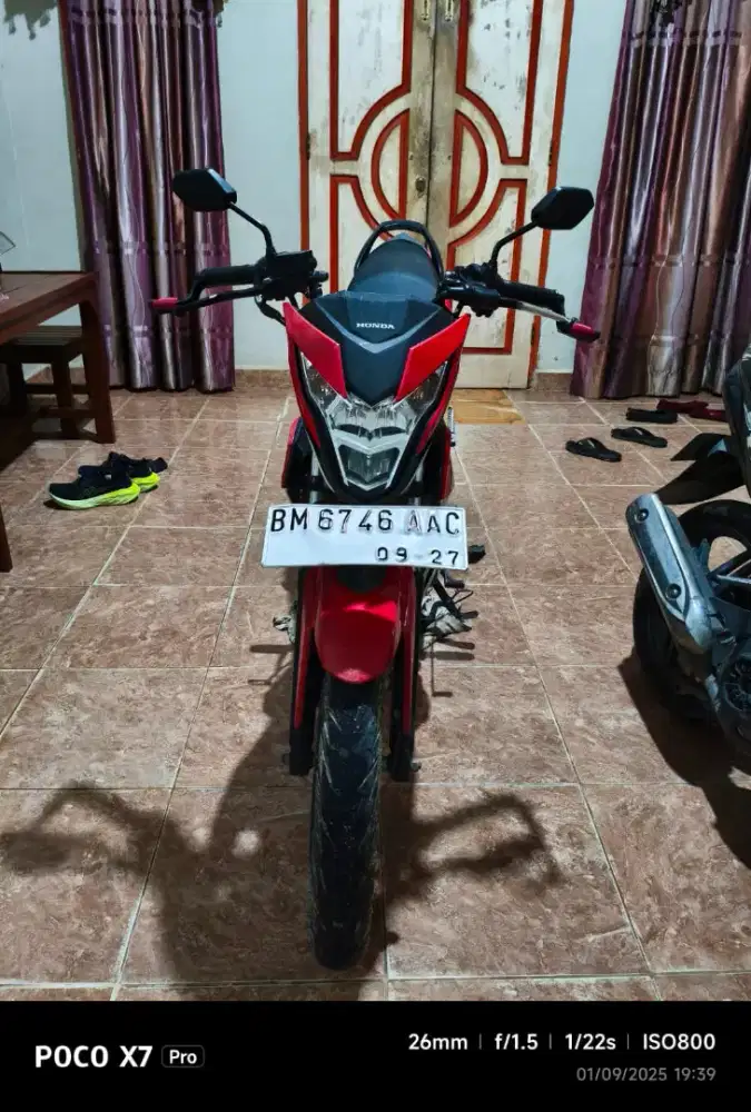 Dijual motor Honda Sonic 2017