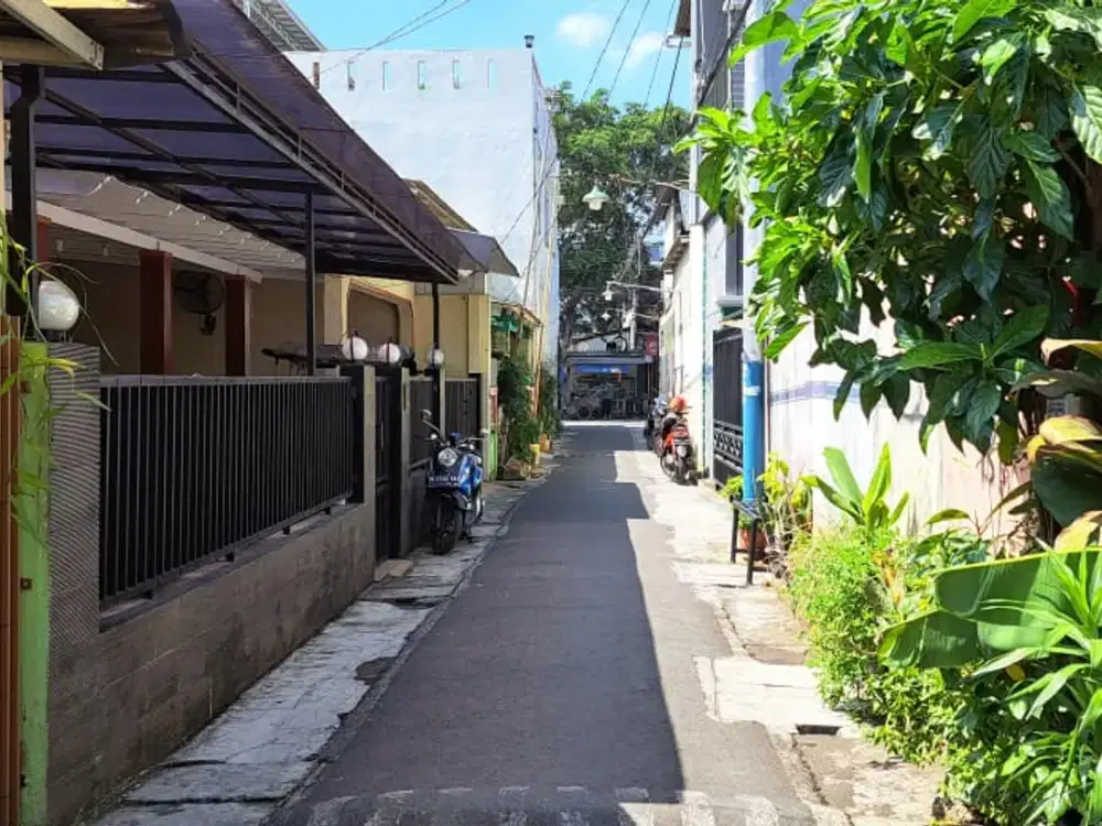 Rumah dijual di jakarta pusat Mardani dekat pasar Gembrong