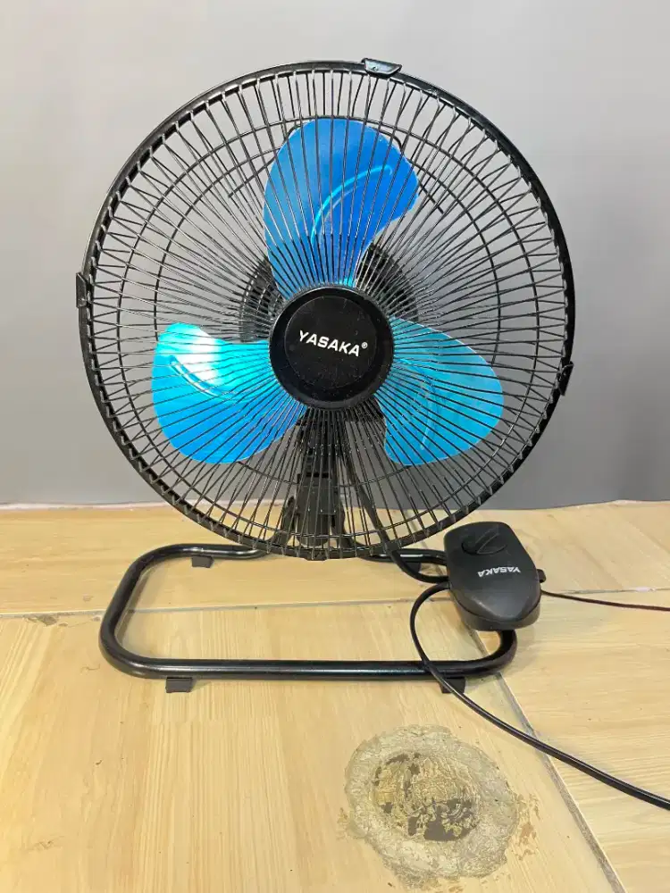 Kipas angin tornado yasaka 2in1 10 inch