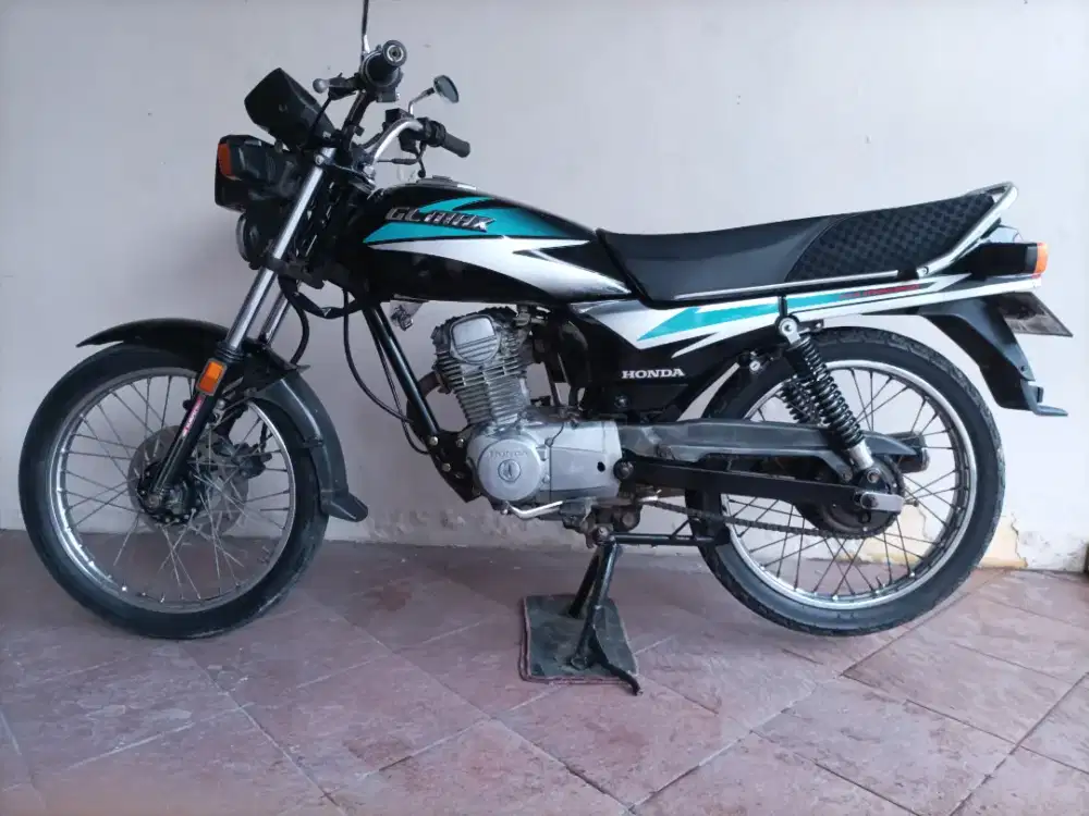 Gl Max 125 tahun 2003