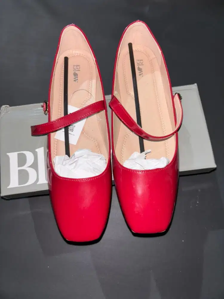 Flatshoes wanita blow