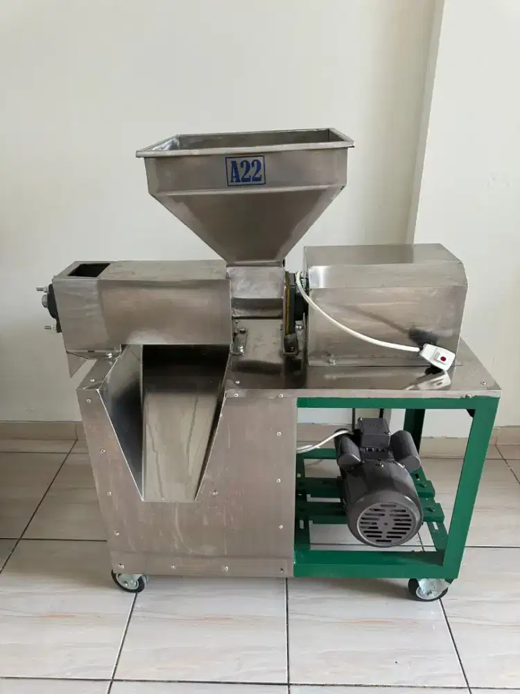 Mesin Peras Santan A22