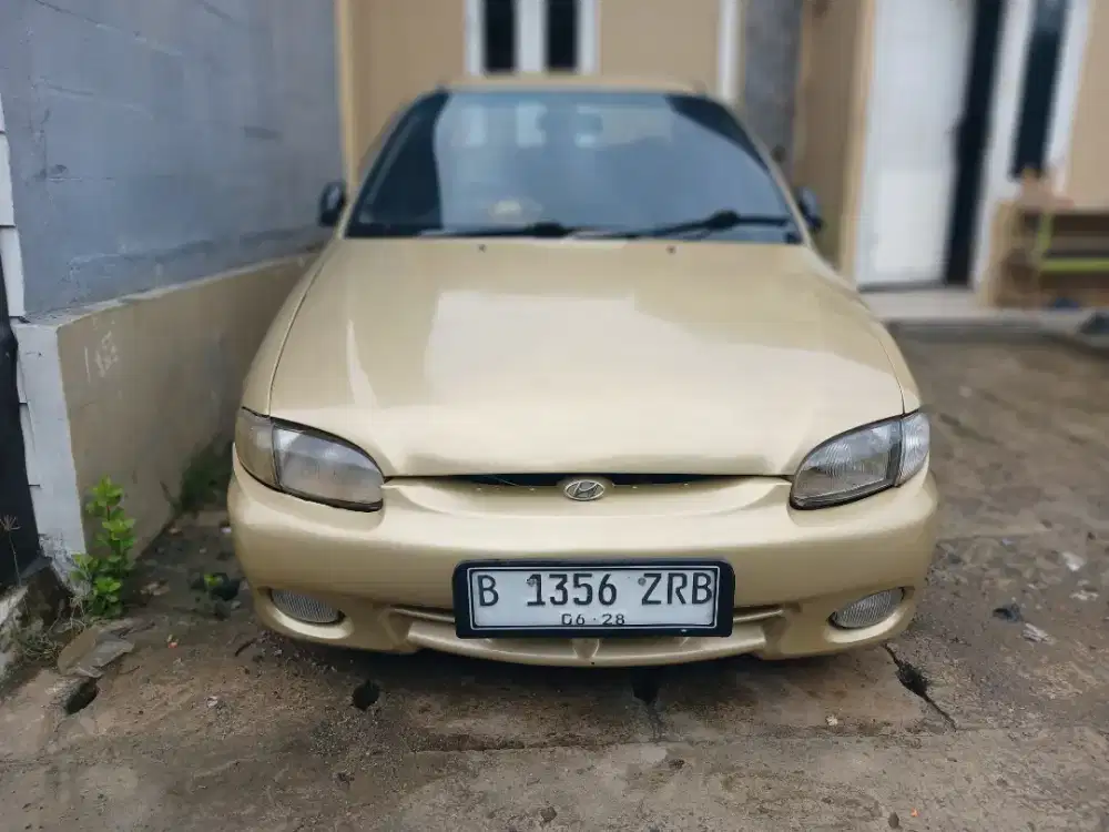 HYUNDAY ACCENT GLS 2001