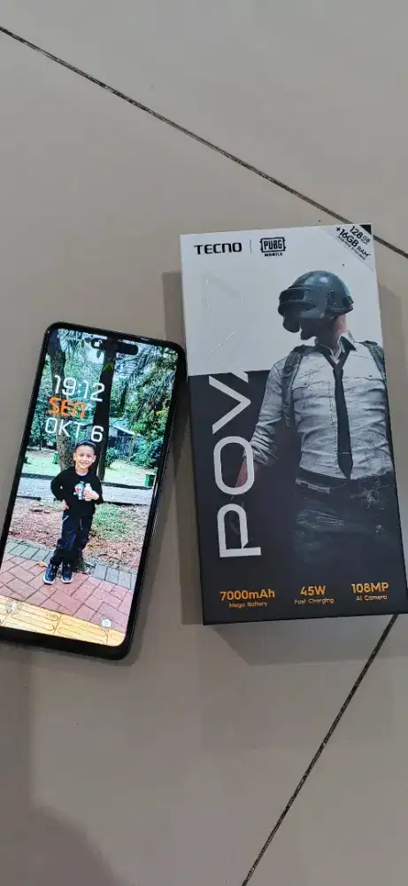 TECNO POVA7 ram 8+8/128