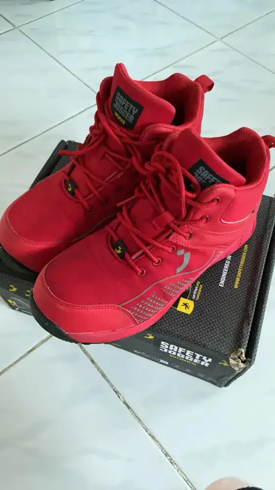 Sepatu Safety Jogger Original 39/40