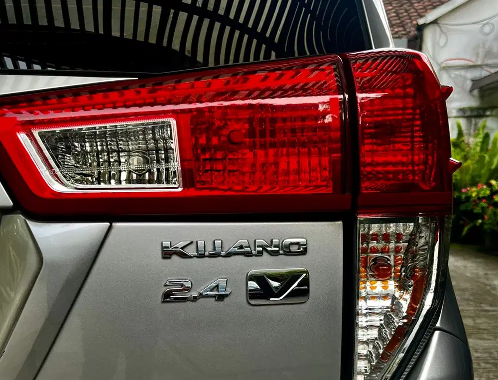 Toyota Kijang Innova V 2017 Diesel