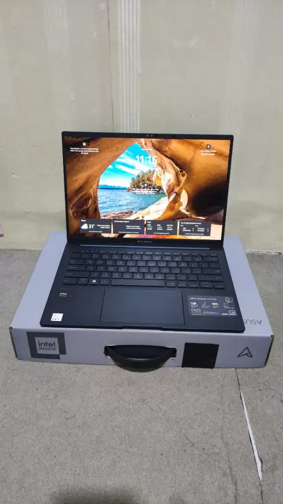 Laptop Asus ZenBook OLED 14 UX3405M