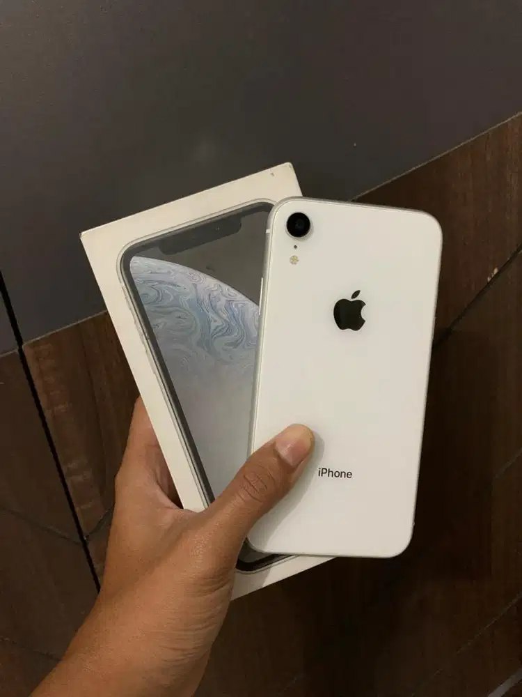 iPhone Xr White 64 Gb