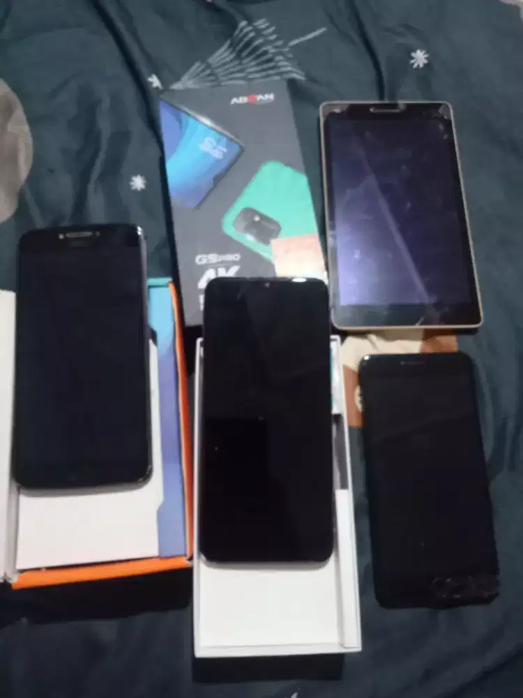 Jual hp Advan ada 2 ,motorola,Huawei tab.