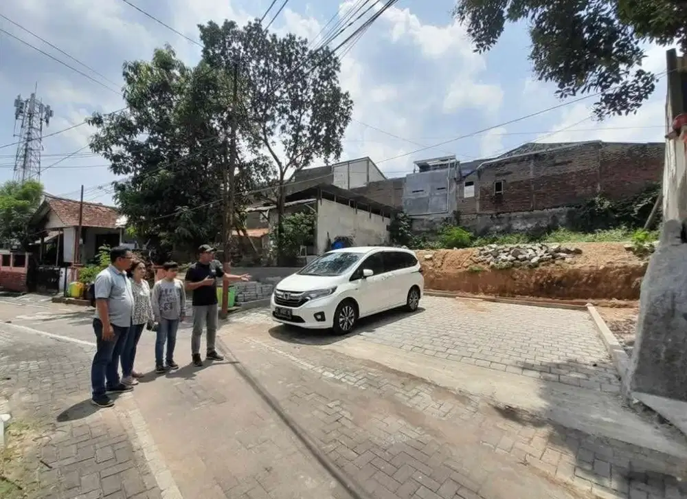 Tanah pamularsih manyaran dekat sampokong Rs kariadi