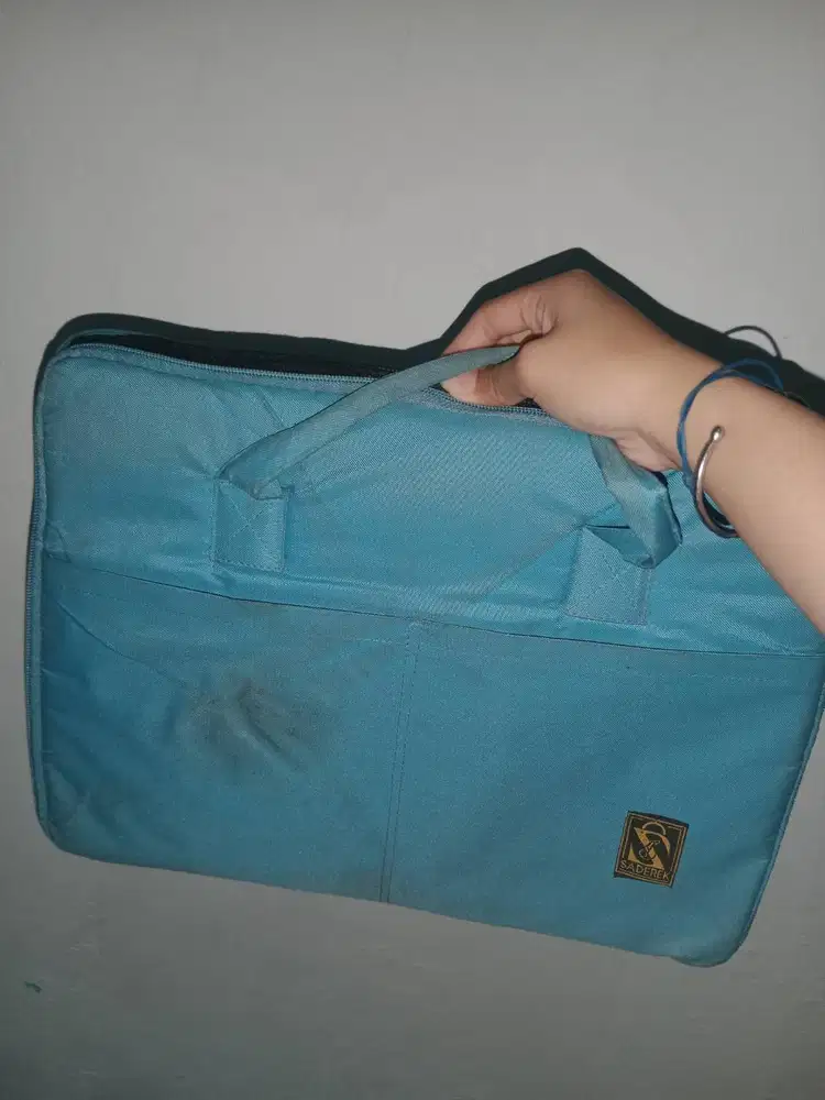 Tas Laptop Warna Biru - HSC 2025