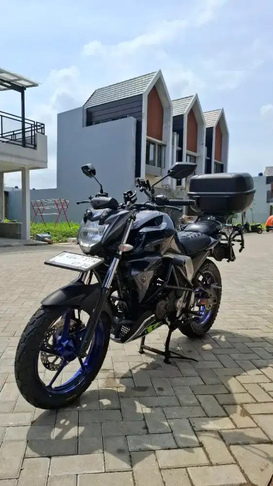 Yamaha Byson FI injection 150cc tahun 2015 Pajak Hidup surat2 lengkap