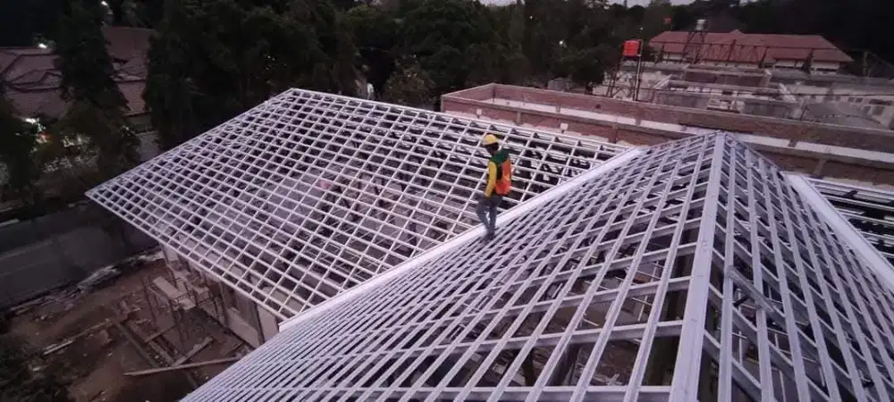 Tukang bangunan,atap bocor,rangka baja,kanopi,renopasi dll