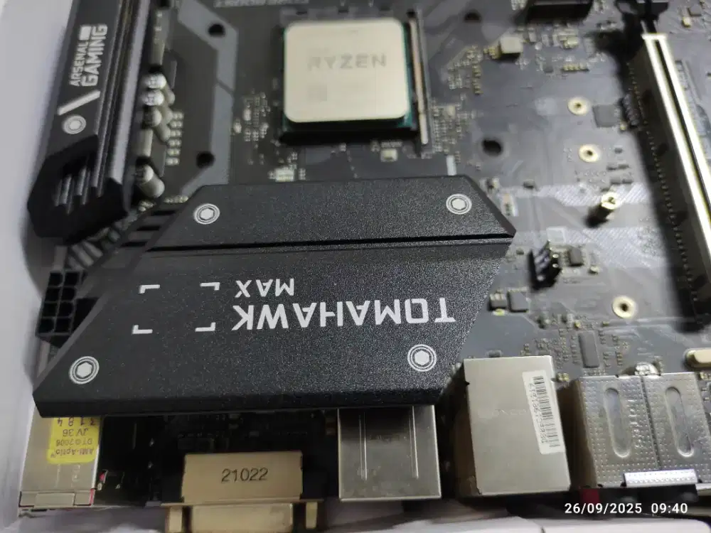 Procie ryzen 5 5600 + msi Tomahawk Max ii b450m