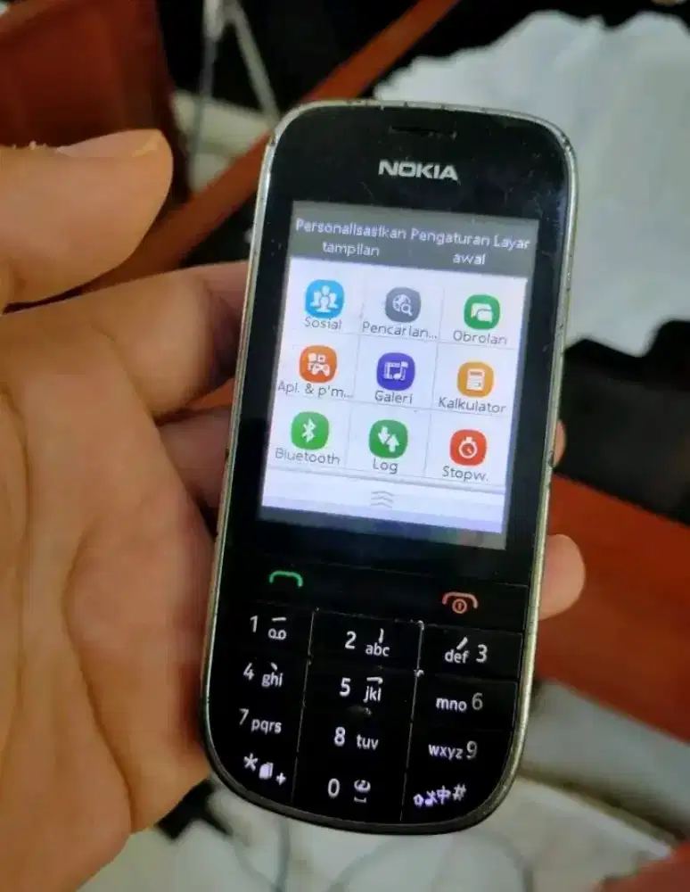 Nokia Asha Jadul layar sentuh