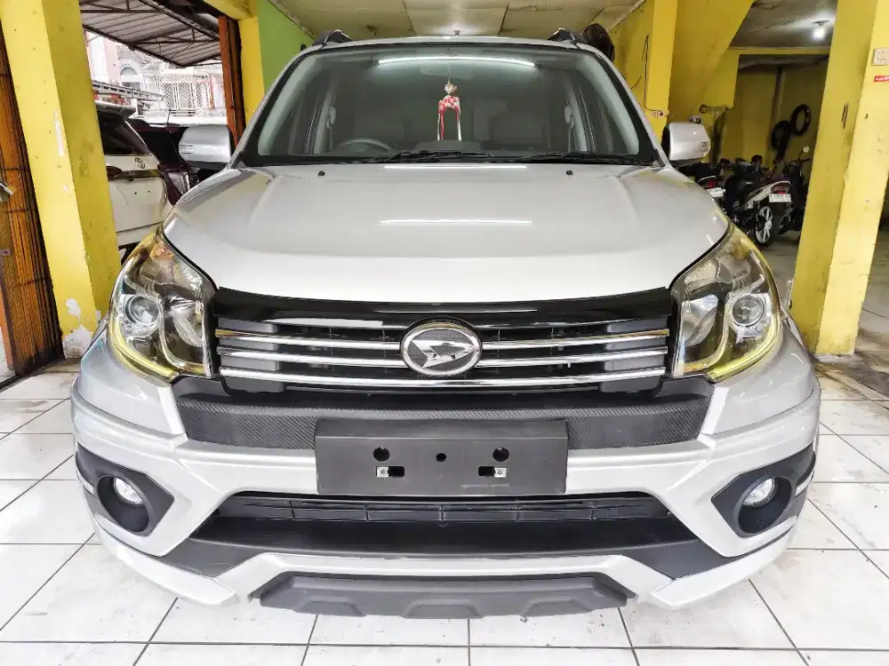 DAIHATSU TERIOS 1.5 R ADVENTURE AT 2017 MATIC  LIKE NEW