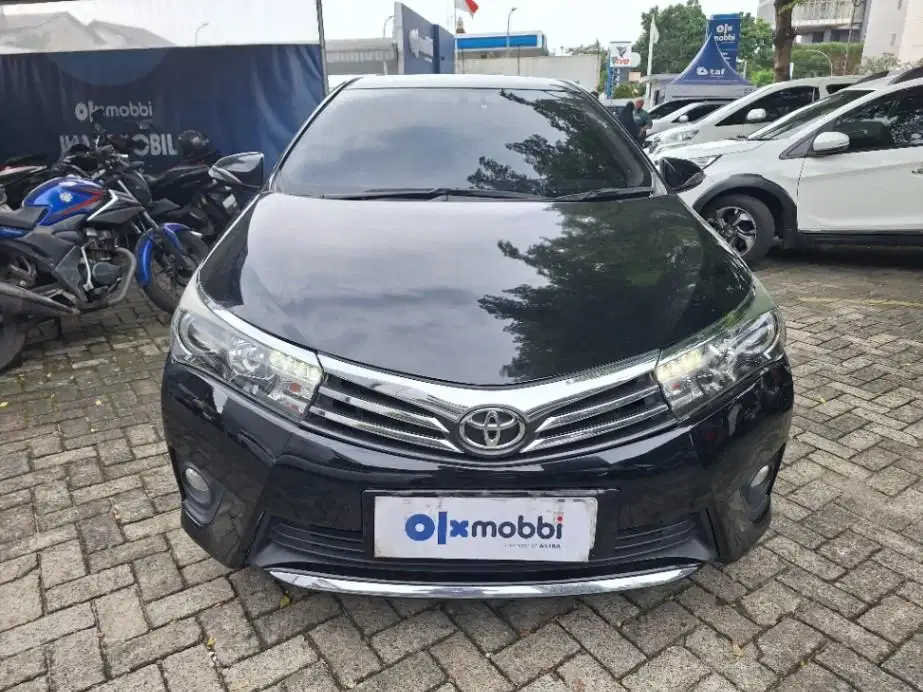 DP MURAH Toyota Corolla Altis 1.8 V Bensin-AT 2014 Hitam CSALB