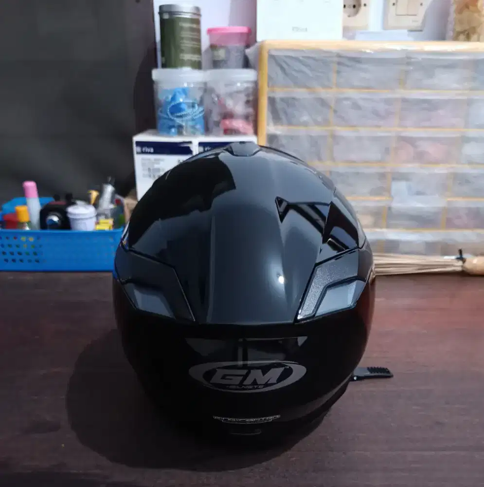 Helm GM King Fighter Ultra - Black Glossy