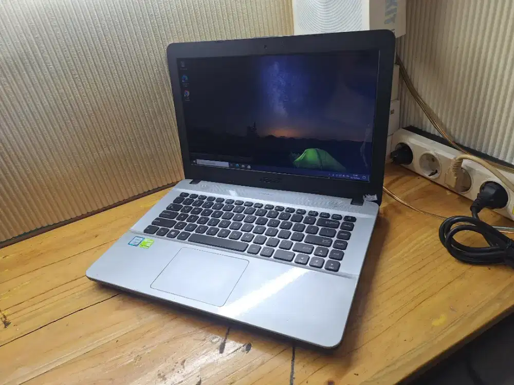 Laptop Asus X441U Intel Celeron i3-6006U