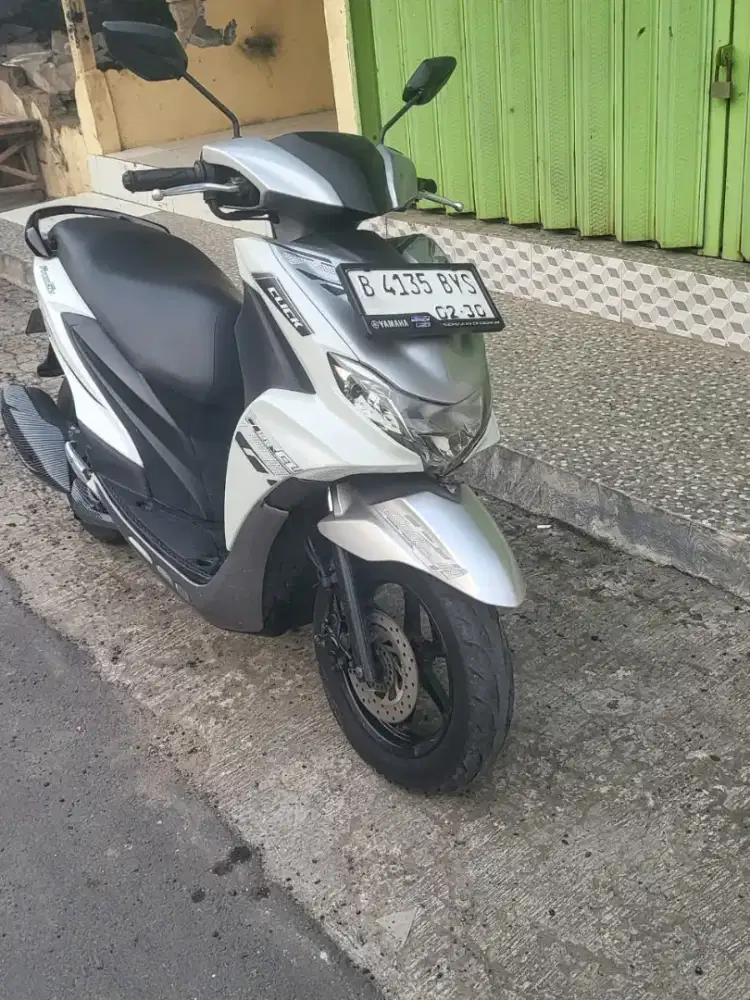 Yamaha Freego Plat B