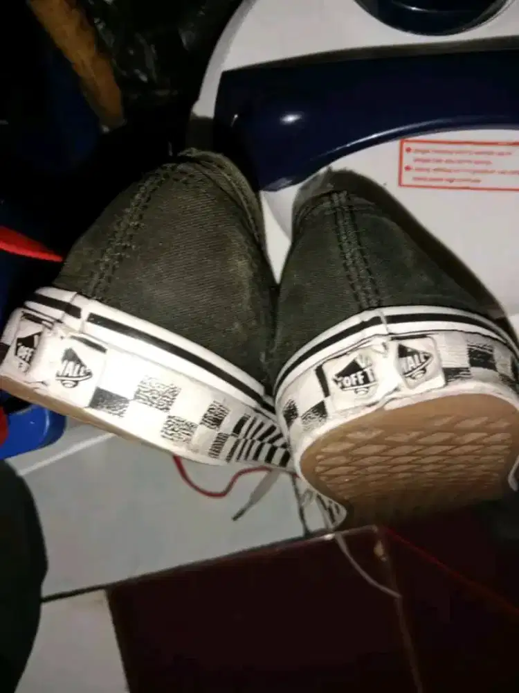 Sepatu vans auhetic ori no 42