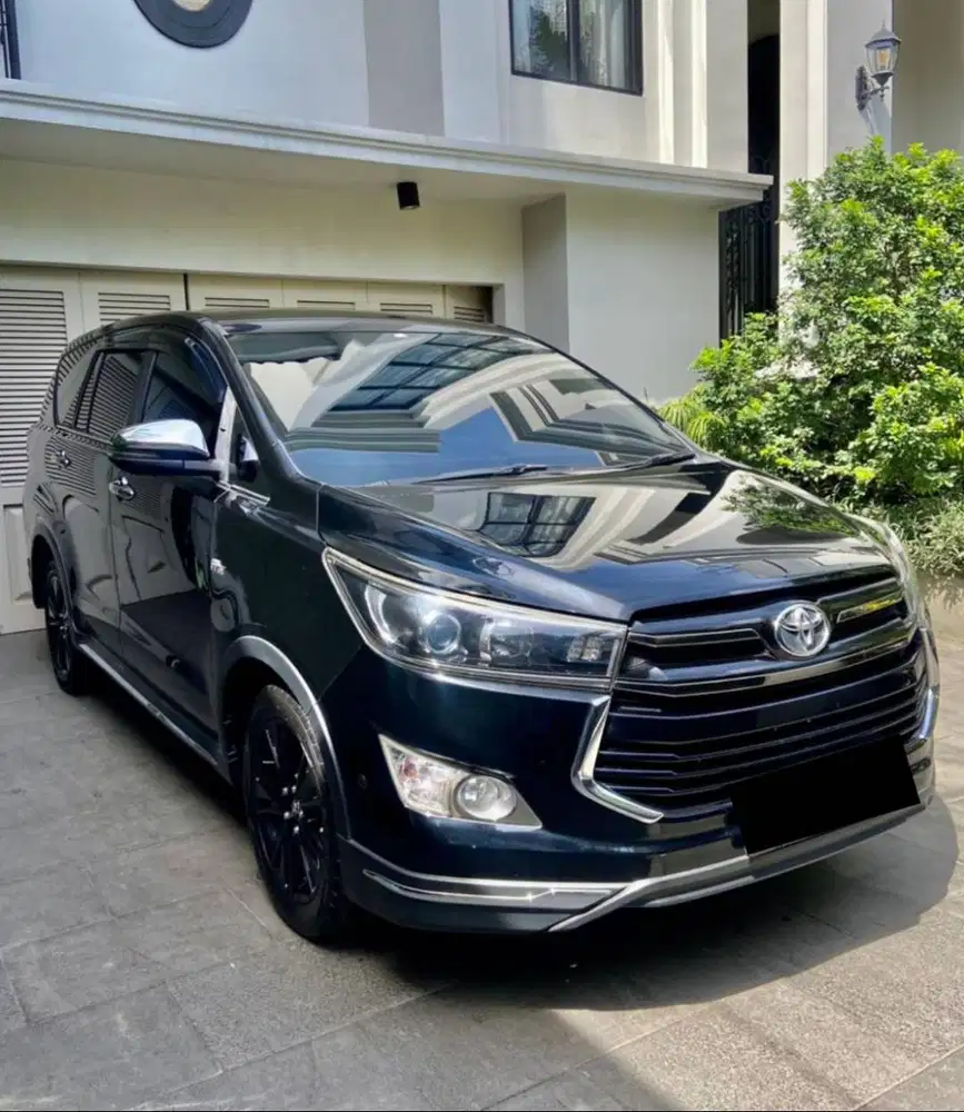 Toyota Innova Venturer 2018 Black Hitam 2017 2019 Jual Cepat BU