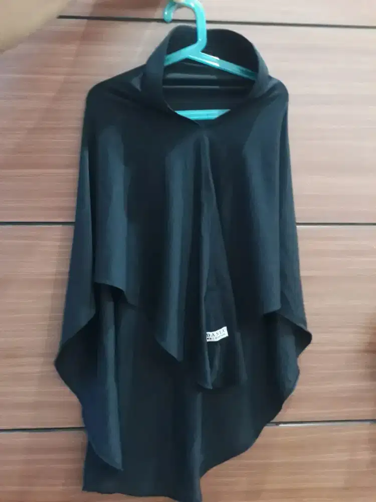 Kerudung dewasa hitam